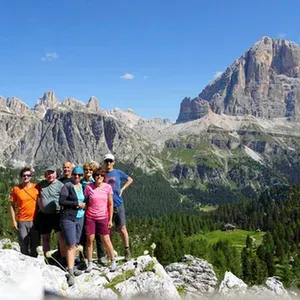 Trek guidé de Cortina : Cinque Torri, Tofane et Tre Cime