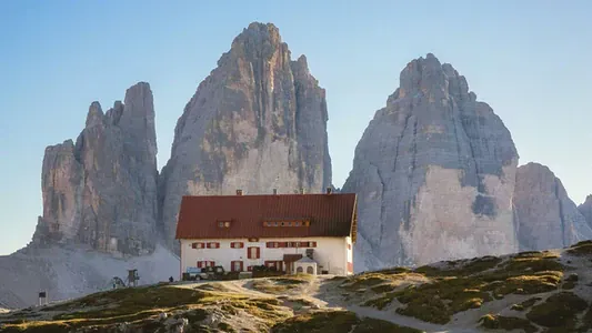Boucle du Lago di Braies : Fanes, Cinque Torri et Tre Cime